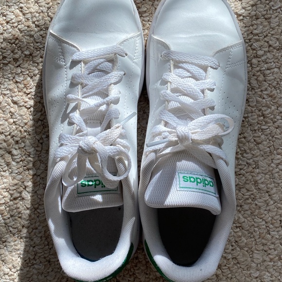 Adidas Trendy Green Tennis Shoes like Stan Smith - Picture 4 of 9